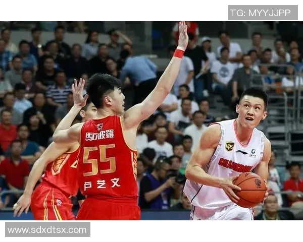 深圳足球队比赛经验分析与提升策略探讨